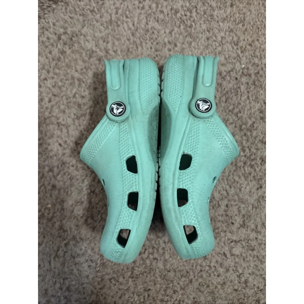 Crocs Clogs Slip On Shoes Light Green Junior 2 Youth Kids Boys Girls Sandals